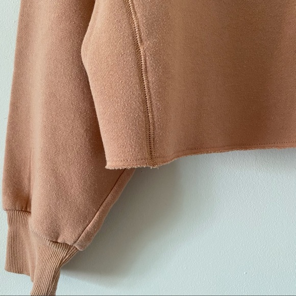 Wild Fable Los Angeles Cropped Sweatshirt - Picture 5 of 6